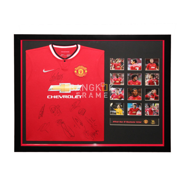 กรอบรูปเสื้อบอลโชว์ลายเซ็นนักเตะ